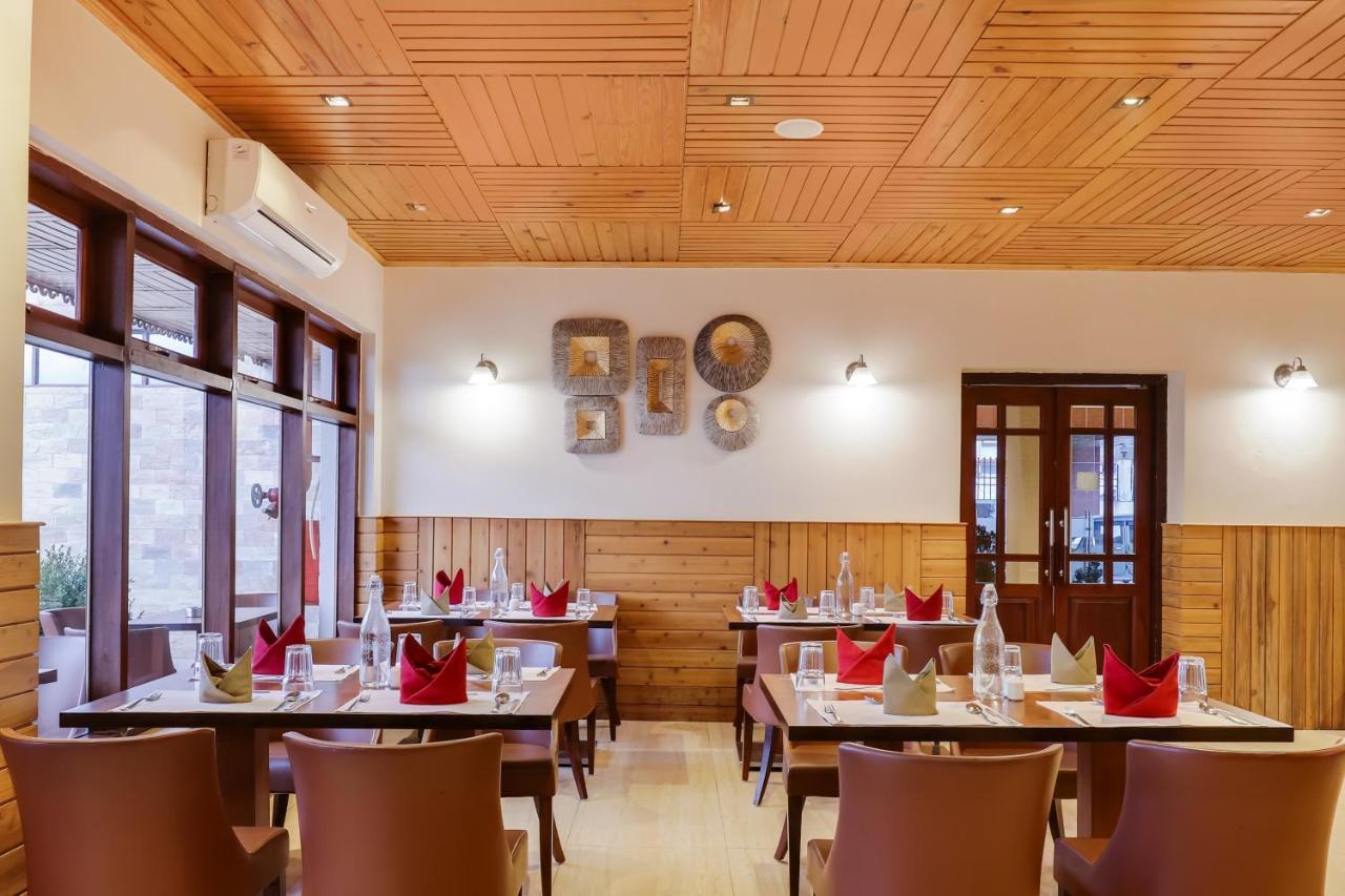 Sobralia Resort & Spa Namchi エクステリア 写真